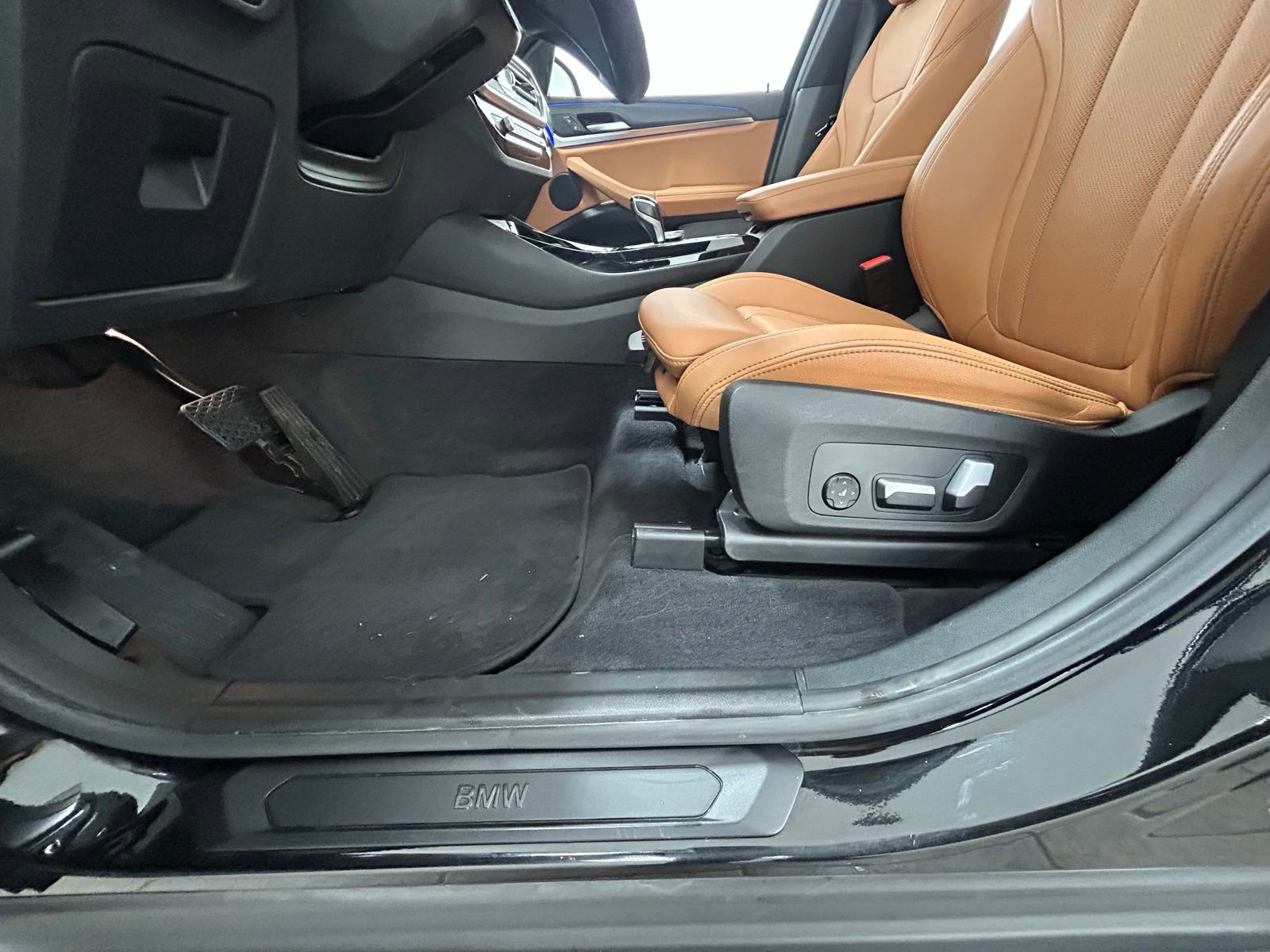 Used 2023 BMW X3 xDrive30i w/ Premium Package w/ZPA image 32