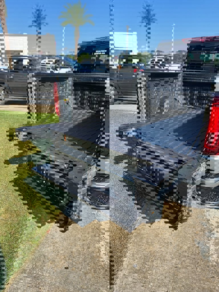 New 2026 GMC Sierra 1500 Denali image 9