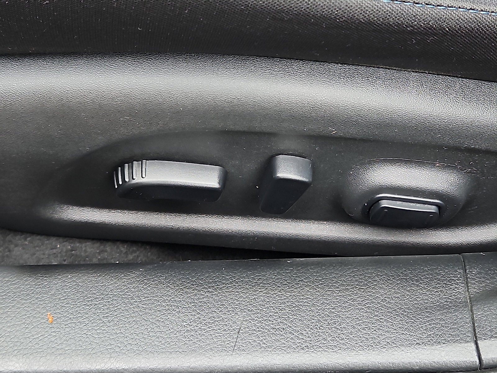 Used 2016 Nissan Altima 2.5 SR w/ LED Appearance Package image 27