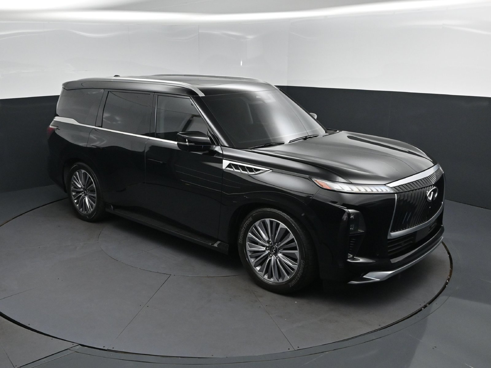 Certified 2025 INFINITI QX80 Luxe RWD image 36
