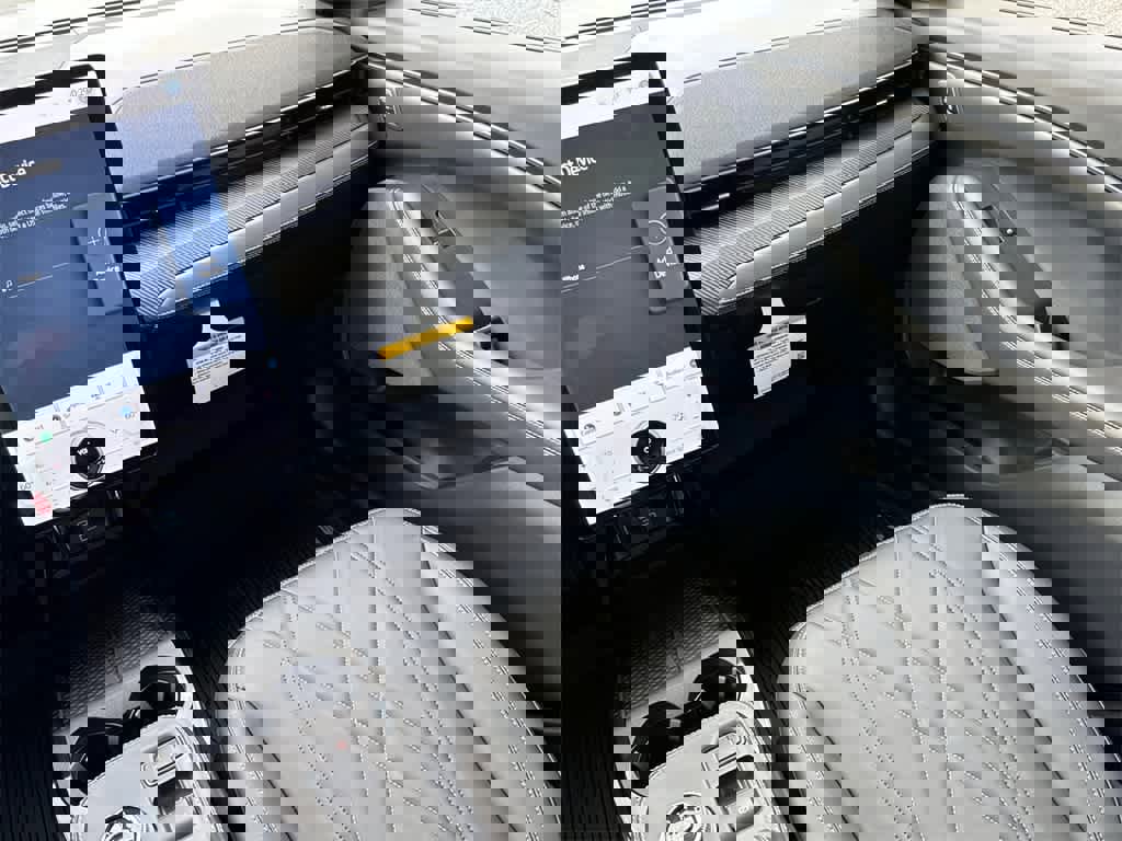 New 2024 Ford Mustang Mach-E Select w/ Comfort Package Lite image 21