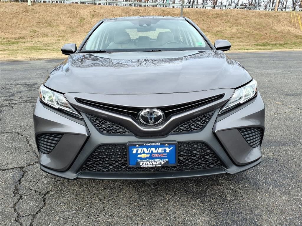 Used 2019 Toyota Camry SE image 8