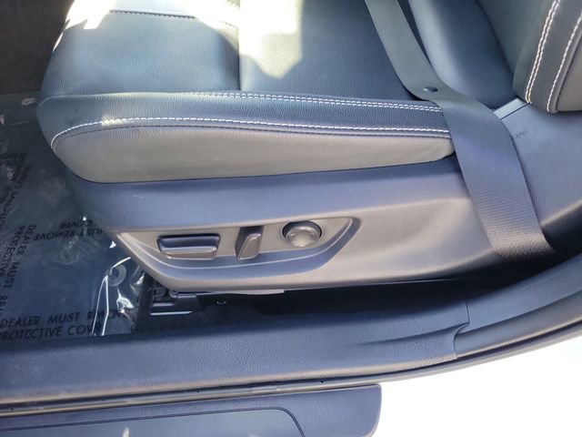 Used 2025 Toyota Camry SE w/ Convenience Package image 12