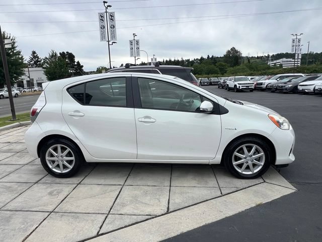 Used 2012 Toyota Prius C Three FWD image 6