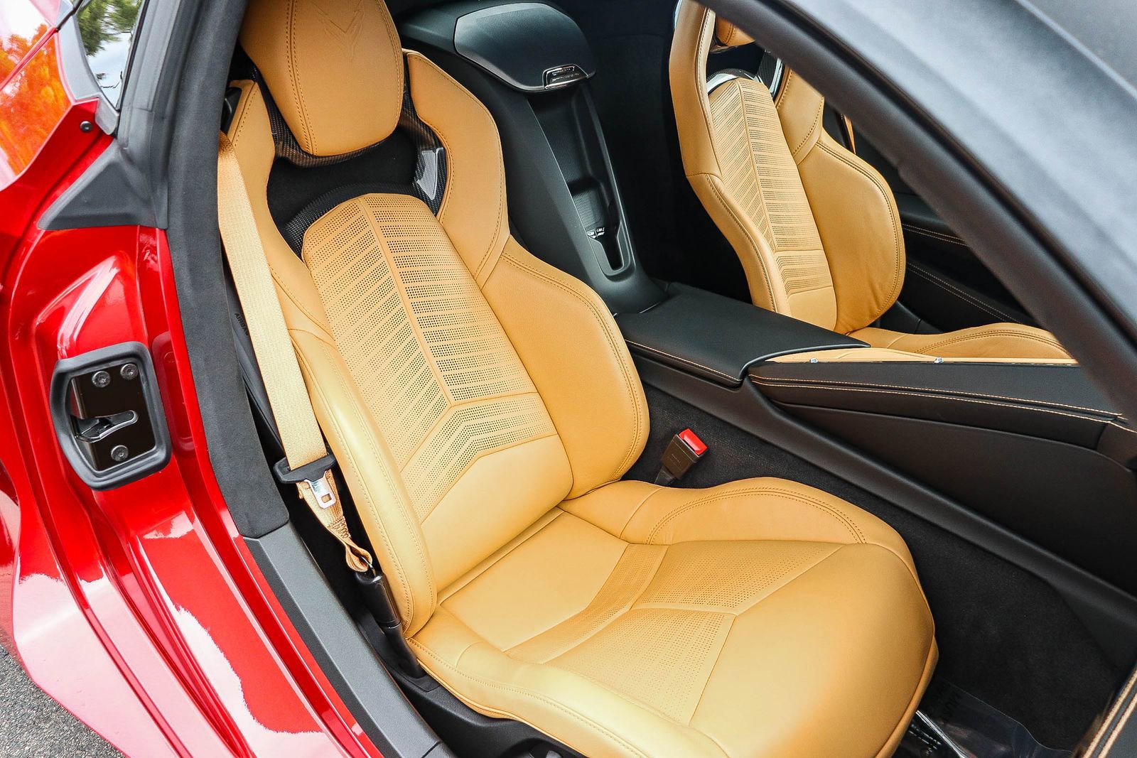 Used 2024 Chevrolet Corvette Stingray Premium Conv w/ Z51 Performance Package image 17