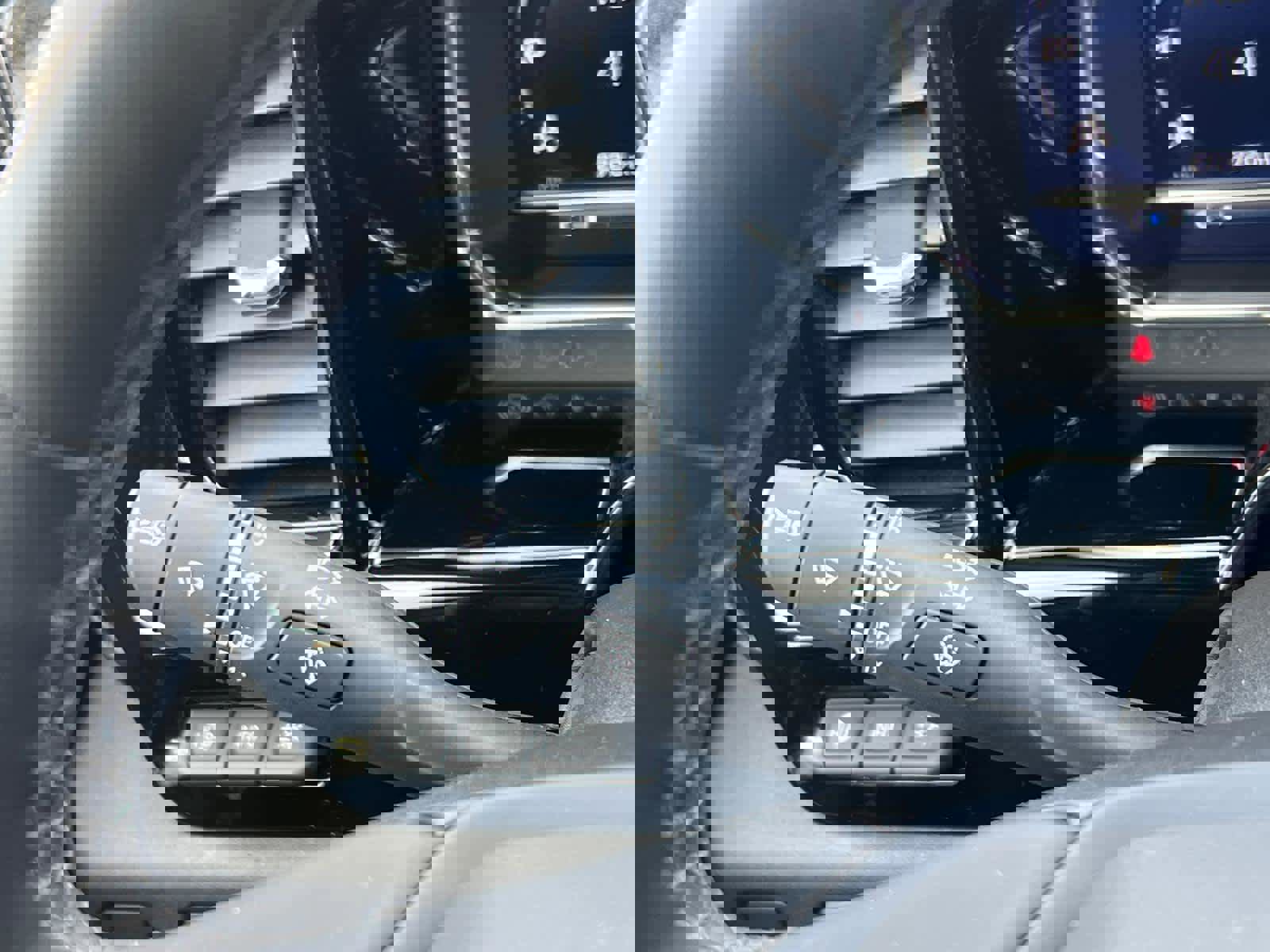 Certified 2024 Chevrolet Silverado 2500 ZR2 w/ Technology Package image 18