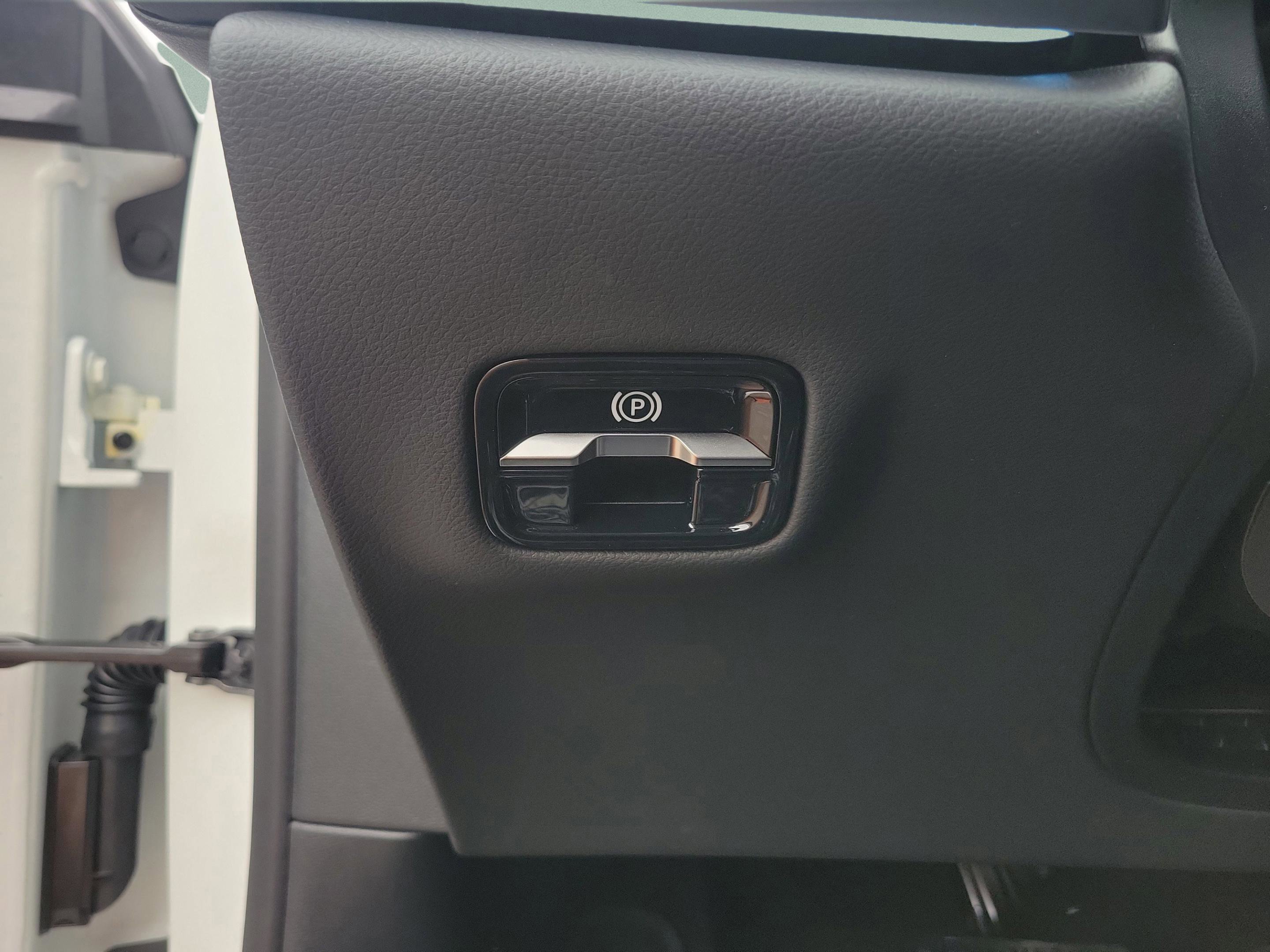 New 2026 Mercedes-Benz E 350 Sedan image 17