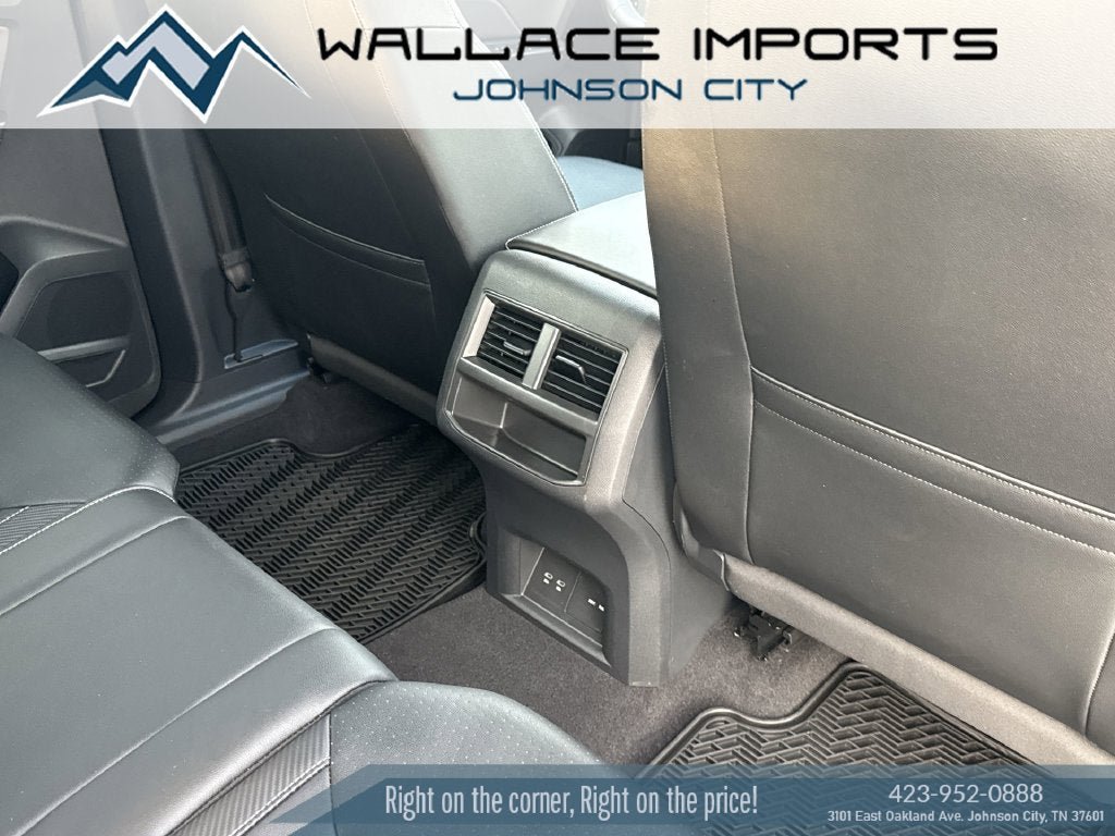 Used 2022 Volkswagen Atlas Cross Sport SEL AWD/4WD image 41