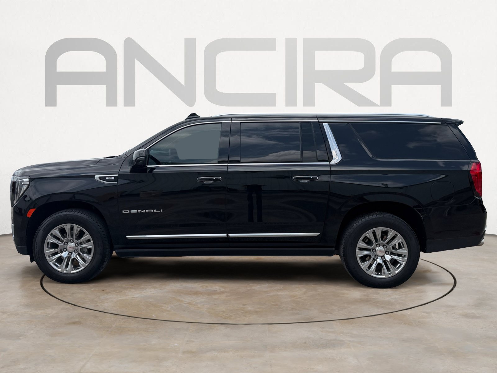 Used 2023 GMC Yukon XL Denali AWD/4WD image 7