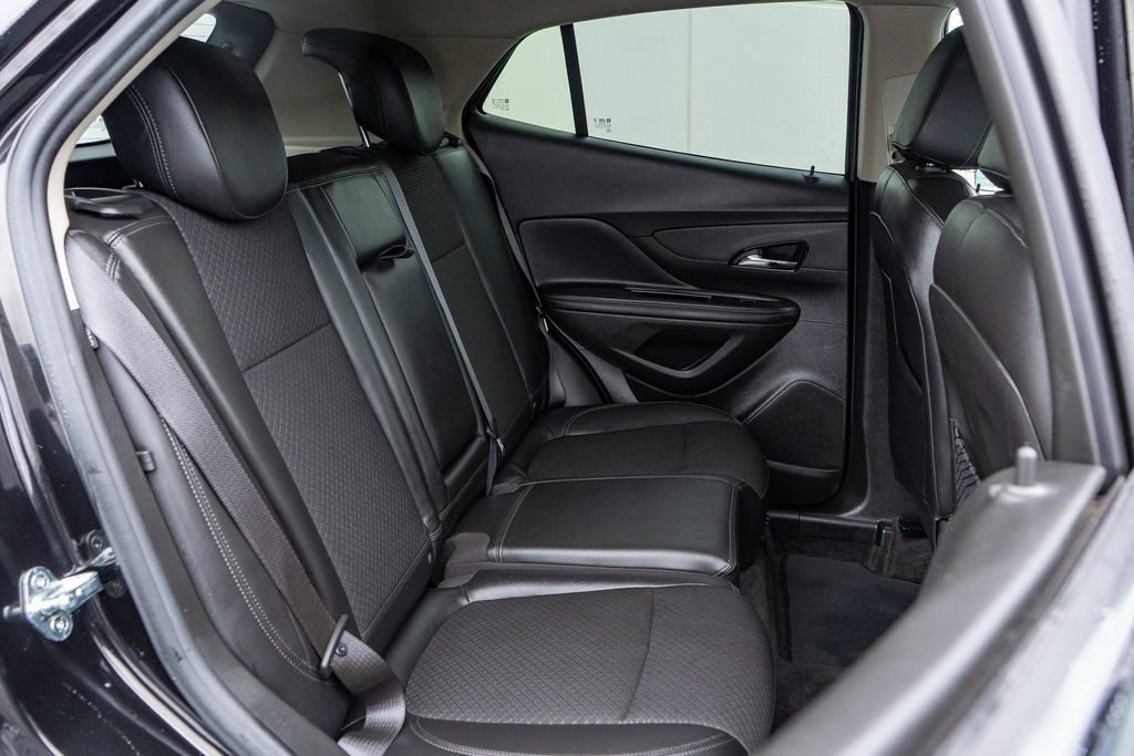 Used 2018 Buick Encore Preferred image 18