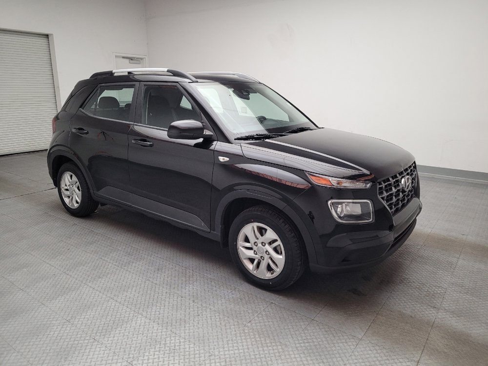 Used 2020 Hyundai Venue SEL image 11