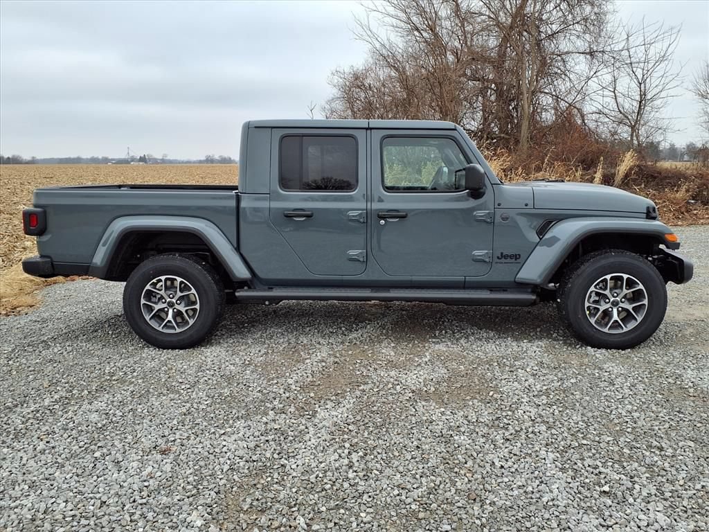 New 2026 Jeep Gladiator Sport AWD/4WD image 26