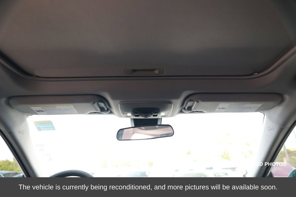 Used 2024 Toyota Camry SE image 31