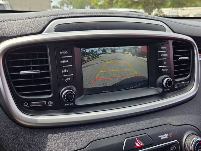Used 2019 Kia Sorento AWD V6 image 24