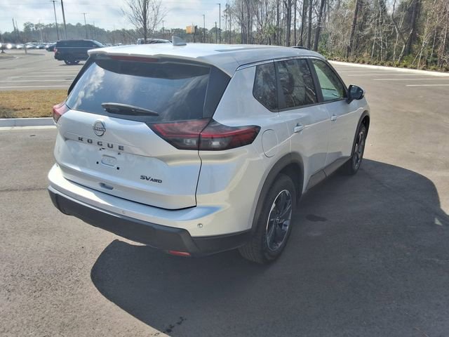 Used 2024 Nissan Rogue SV AWD/4WD image 11