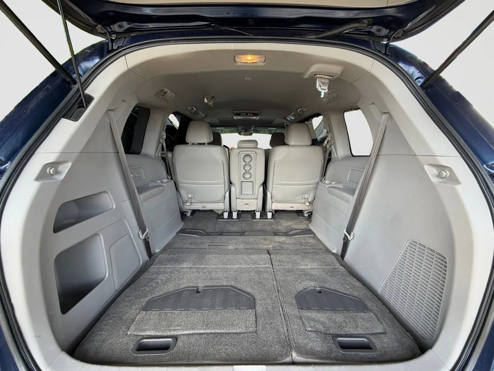 Used 2016 Honda Odyssey EX-L image 17