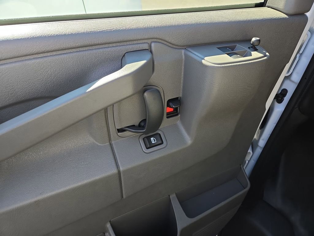 New 2026 Chevrolet Express 2500 w/ Driver Convenience Package image 13