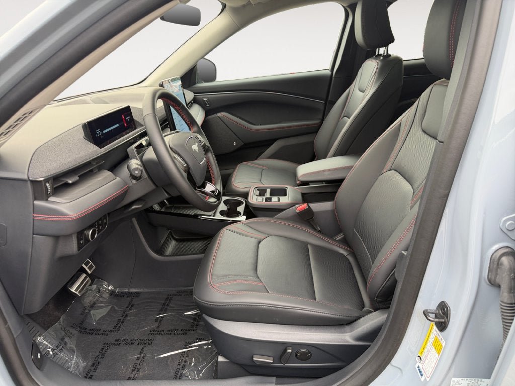 Certified 2025 Ford Mustang Mach-E Premium w/ Sport Appearance Package AWD/4WD image 7