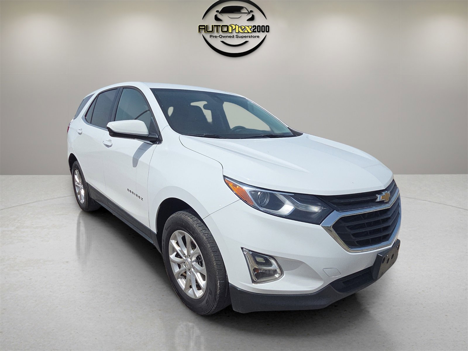 Used 2020 Chevrolet Equinox LT image 2