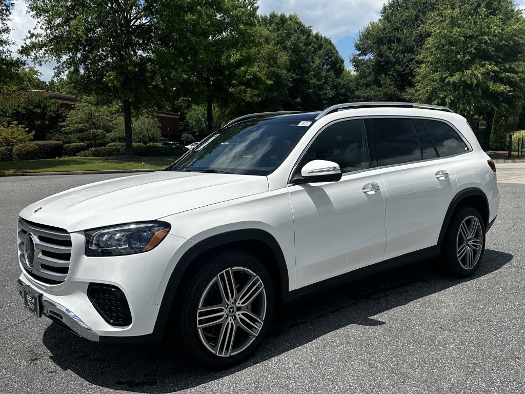 New 2026 Mercedes-Benz GLS 450 4MATIC image 4