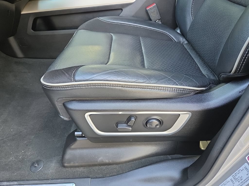 Used 2022 RAM 1500 Laramie RWD image 18