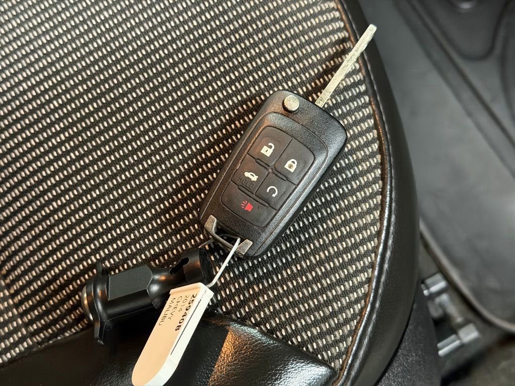 Used 2014 Chevrolet Malibu LT w/ Power Convenience Package image 20