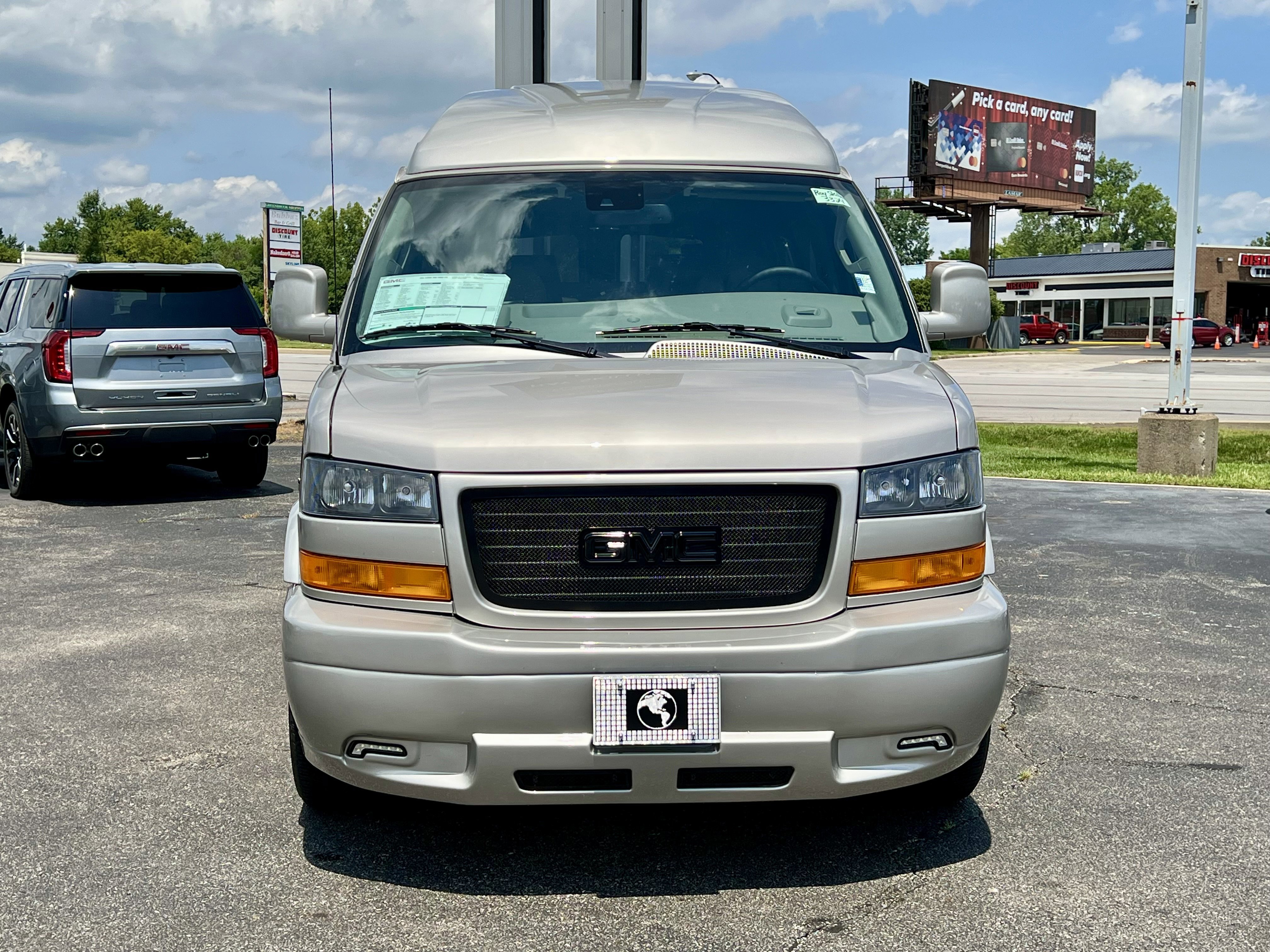 New 2025 GMC Savana 2500 w/ Driver Convenience Package image 2