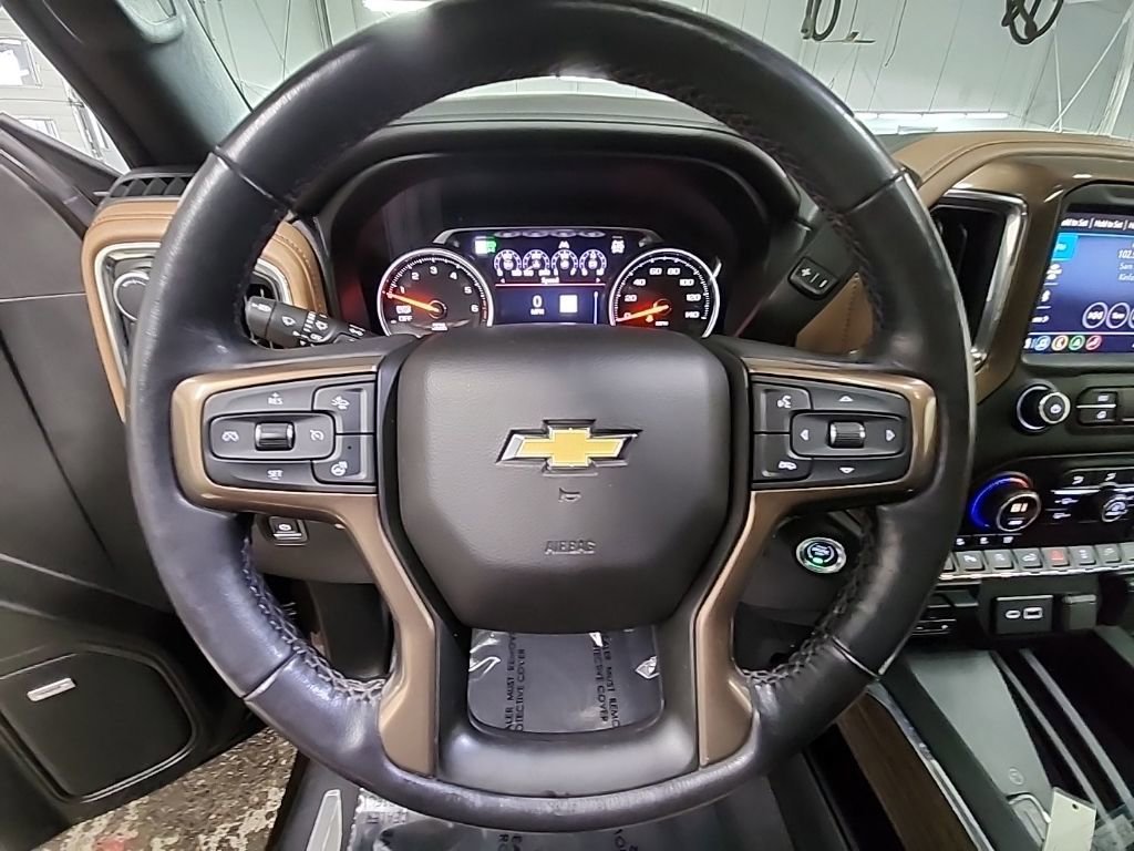 Used 2019 Chevrolet Silverado 1500 High Country w/ Technology Package image 28