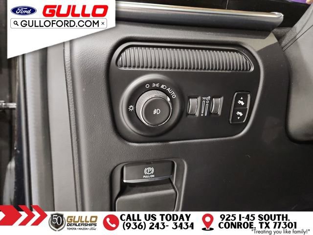 Used 2022 Jeep Grand Wagoneer Series II w/ Rear Seat Video Group 1 image 20