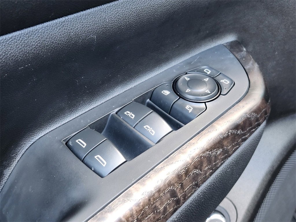 Used 2023 GMC Acadia Denali w/ Denali Ultimate Package image 15