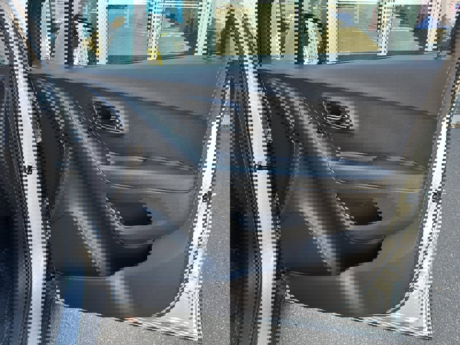 Used 2020 Chevrolet Trax LS w/ Tint and Cruise Package image 17