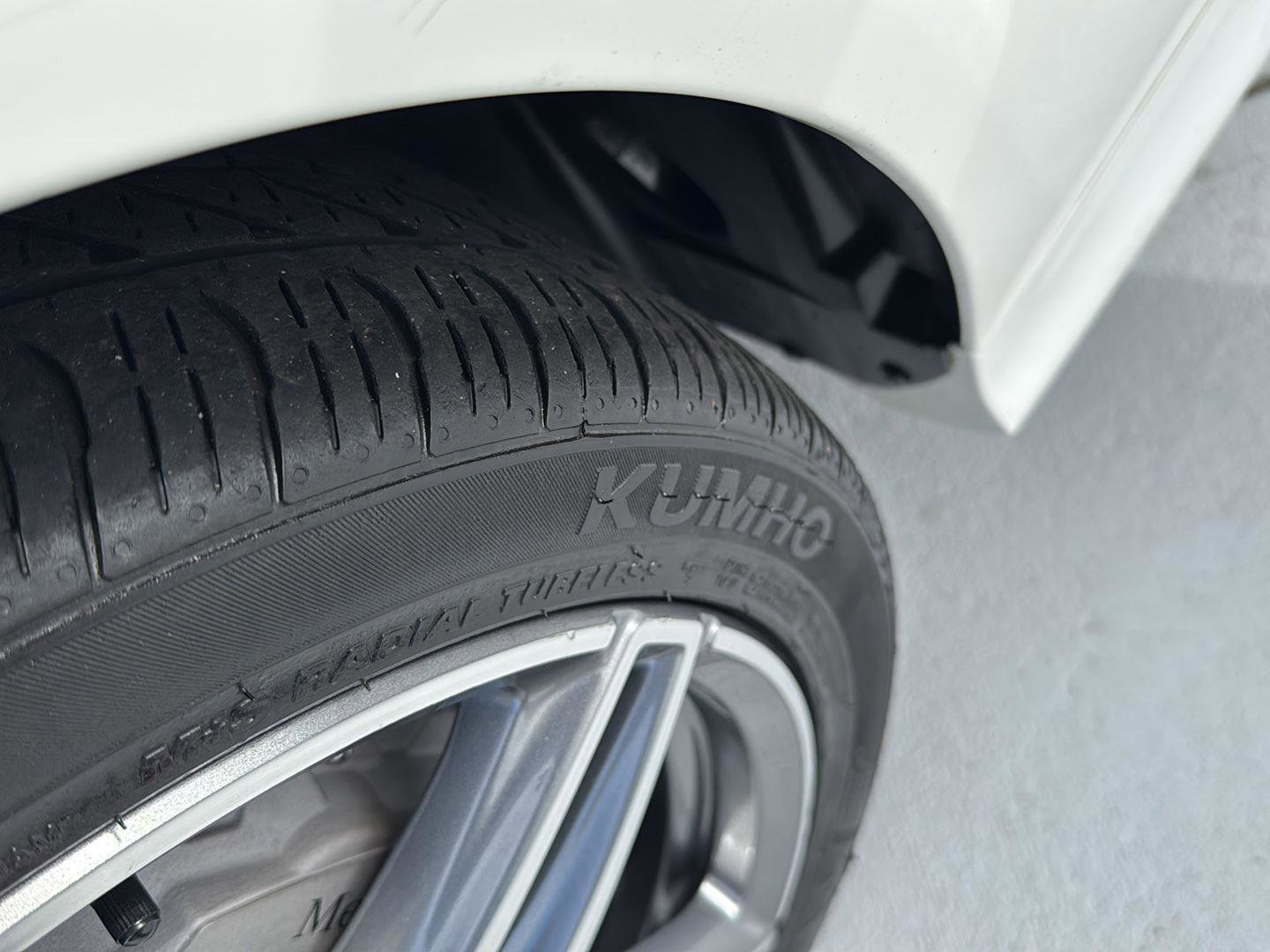 Used 2020 Mercedes-Benz E 450 4MATIC Cabriolet image 35