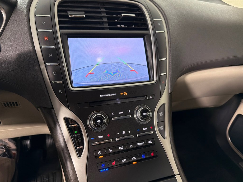 Used 2020 Lincoln Nautilus Reserve image 17