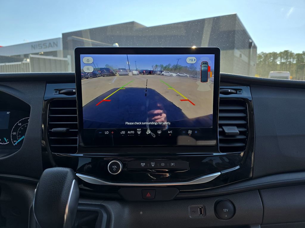 Used 2024 Ford Transit 350 XLT image 27