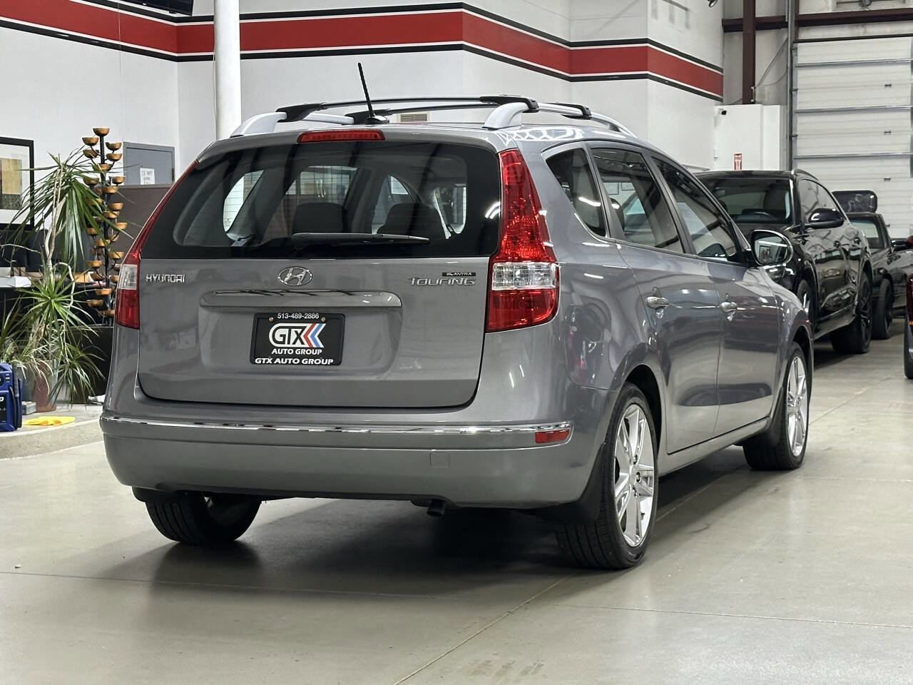 Used 2012 Hyundai Elantra image 2