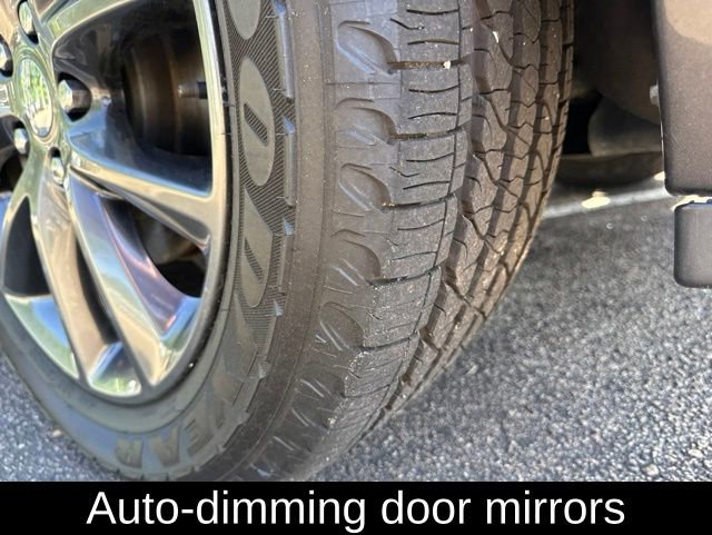 Used 2018 Dodge Durango GT AWD/4WD image 22