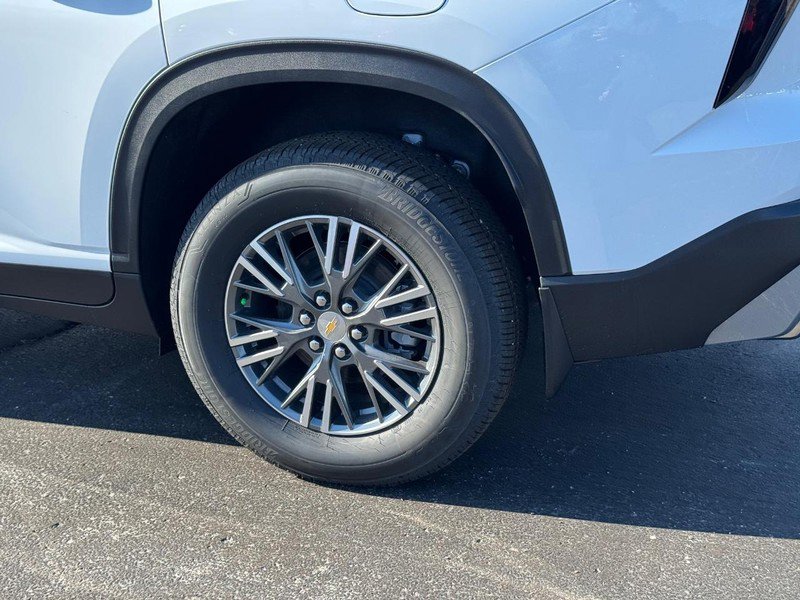 New 2026 Chevrolet Traverse LT image 4
