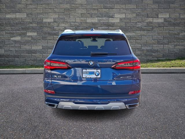 Used 2023 BMW X5 xDrive40i w/ Parking Assistance Package AWD/4WD image 5