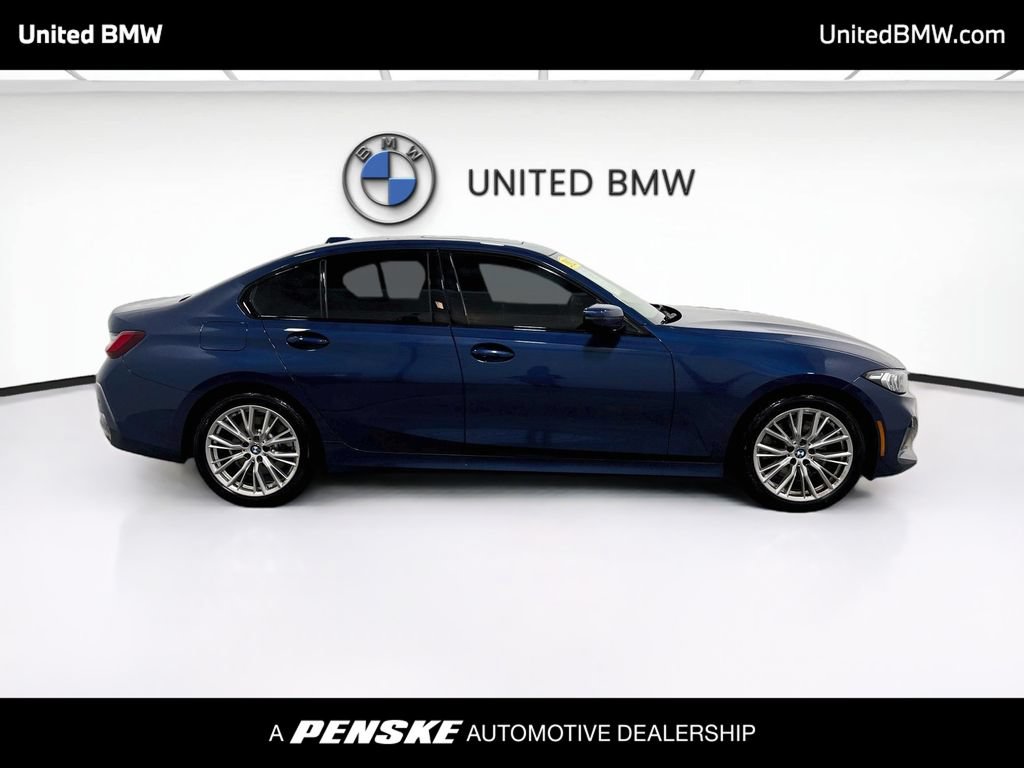 Used 2023 BMW 330i Sedan w/ Premium Package RWD image 4