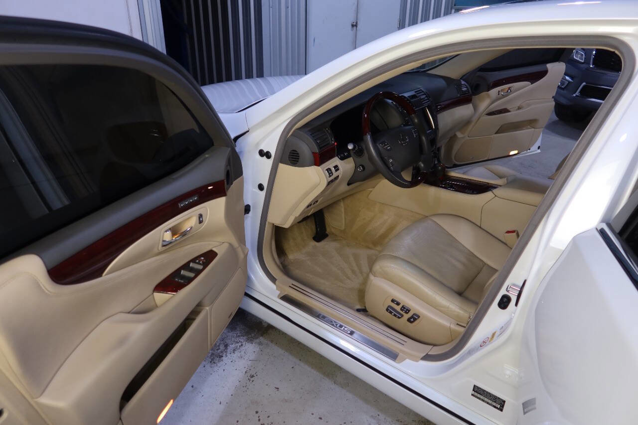 Used 2008 Lexus LS 460 image 18