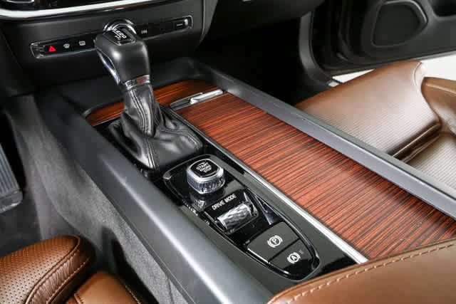 Used 2019 Volvo S60 T6 Inscription image 18