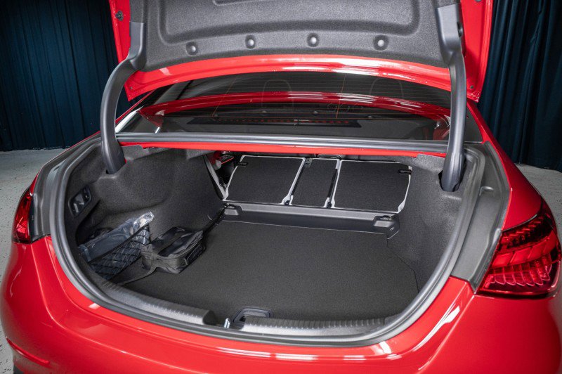 New 2026 Mercedes-Benz C 300 Sedan image 7