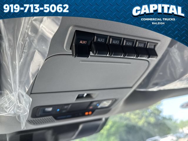New 2026 Ford F550 4x4 Crew Cab image 34