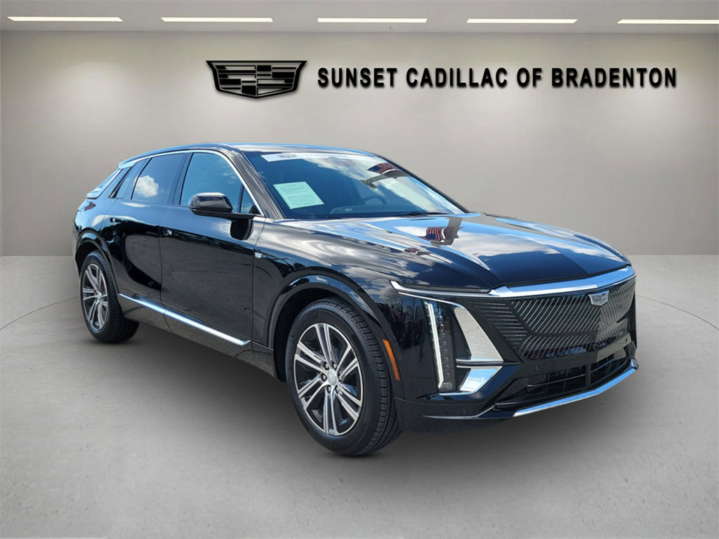 Certified 2025 Cadillac Lyriq Luxury image 1