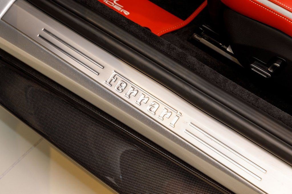 Used 2024 Ferrari Roma Spider RWD image 24