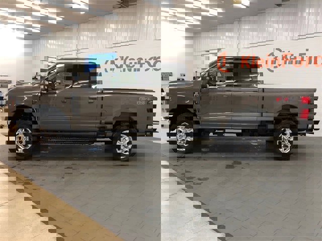 New 2026 Ford F250 4x4 Crew Cab Super Duty image 4