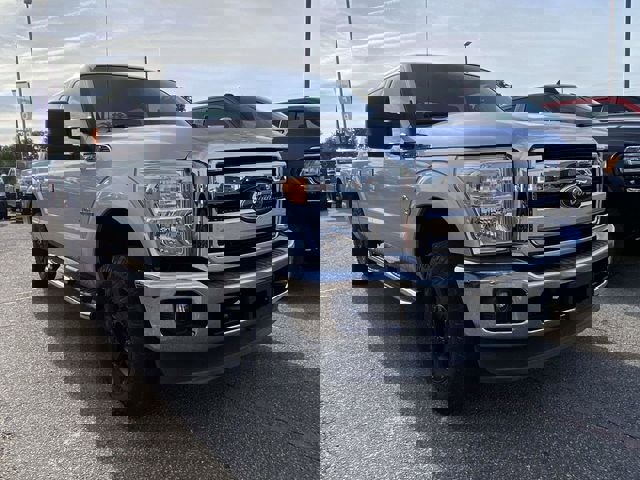 Used 2011 Ford F250 Lariat w/ Lariat Interior Pkg image 1