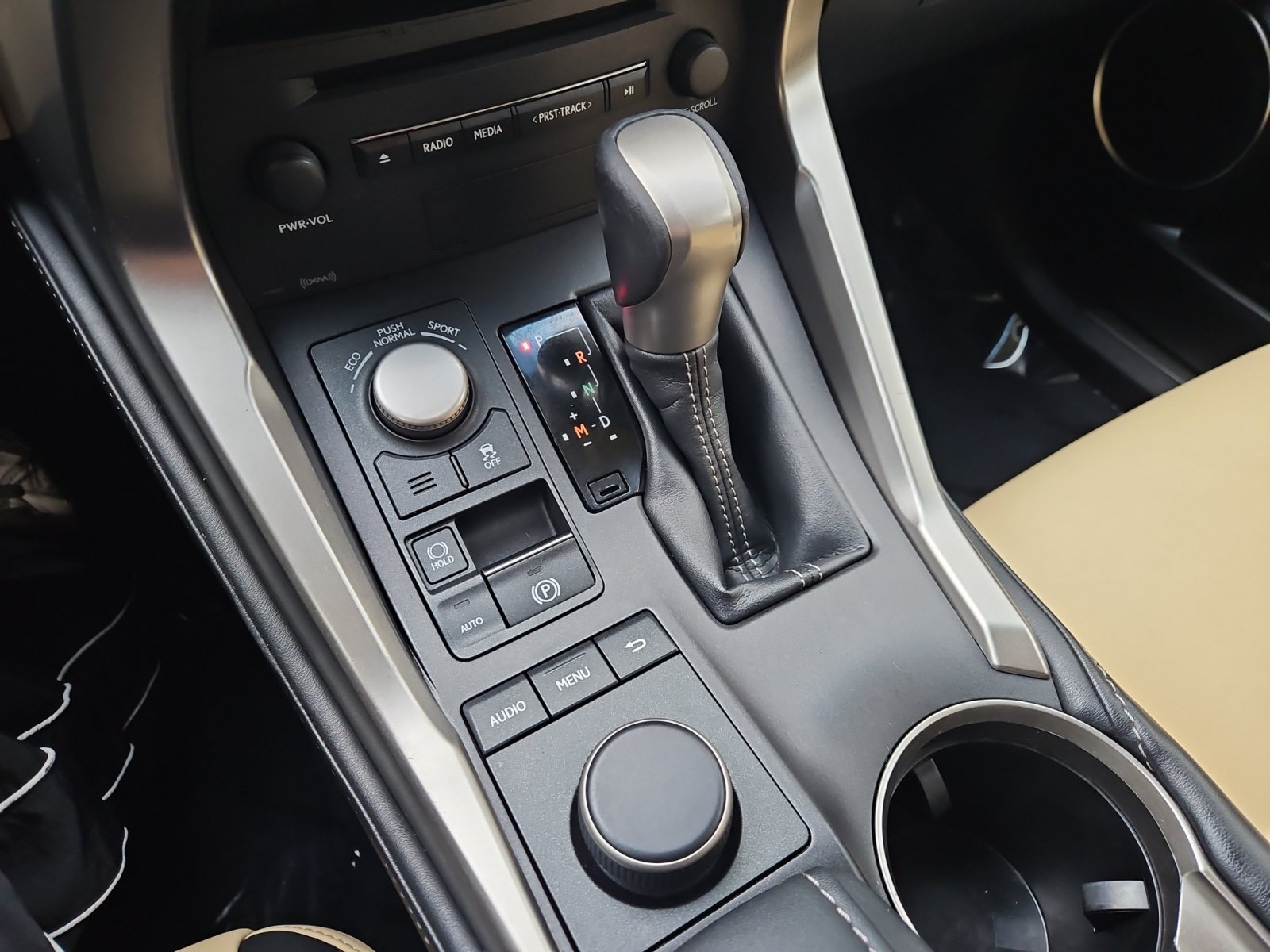 Used 2016 Lexus NX 200t FWD image 22