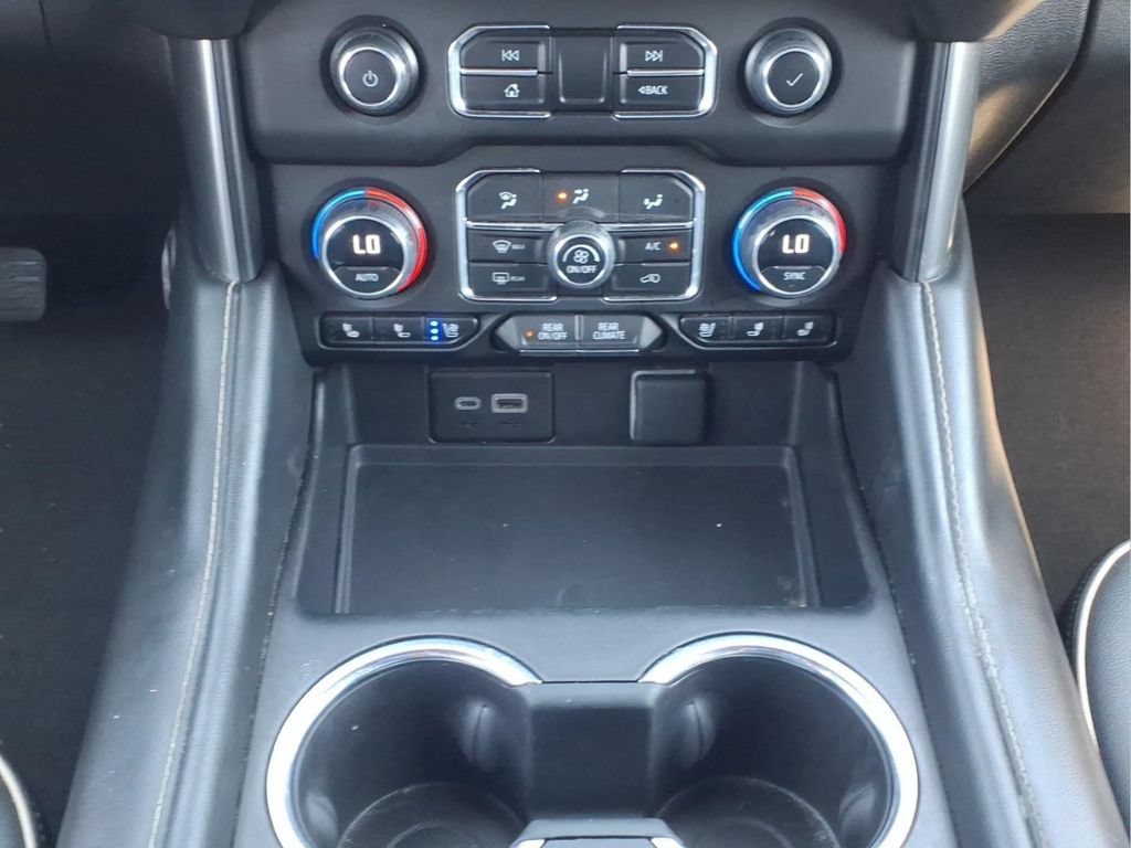 Used 2023 Chevrolet Tahoe Premier AWD/4WD image 19