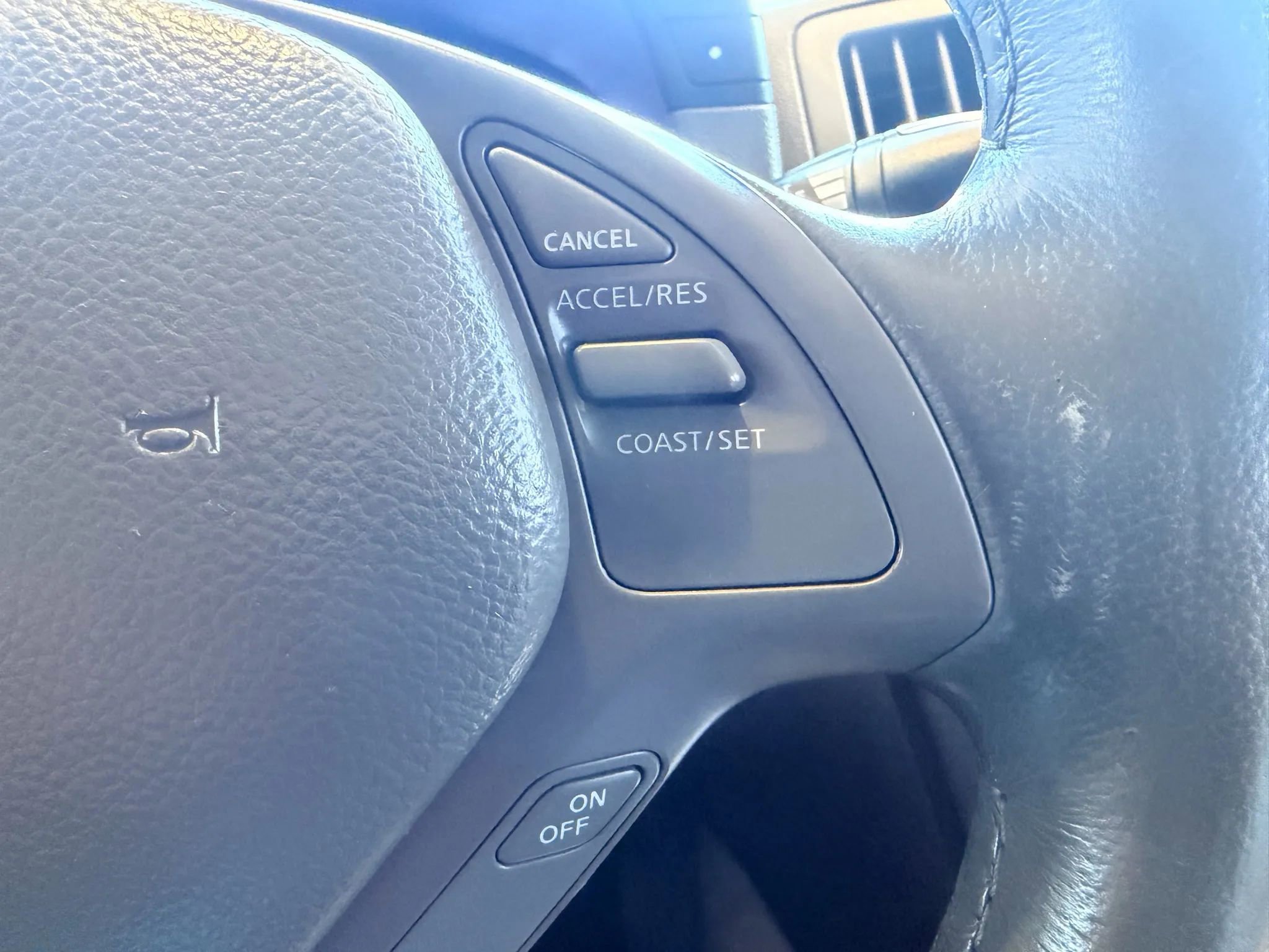 Used 2012 INFINITI G25 Journey image 15